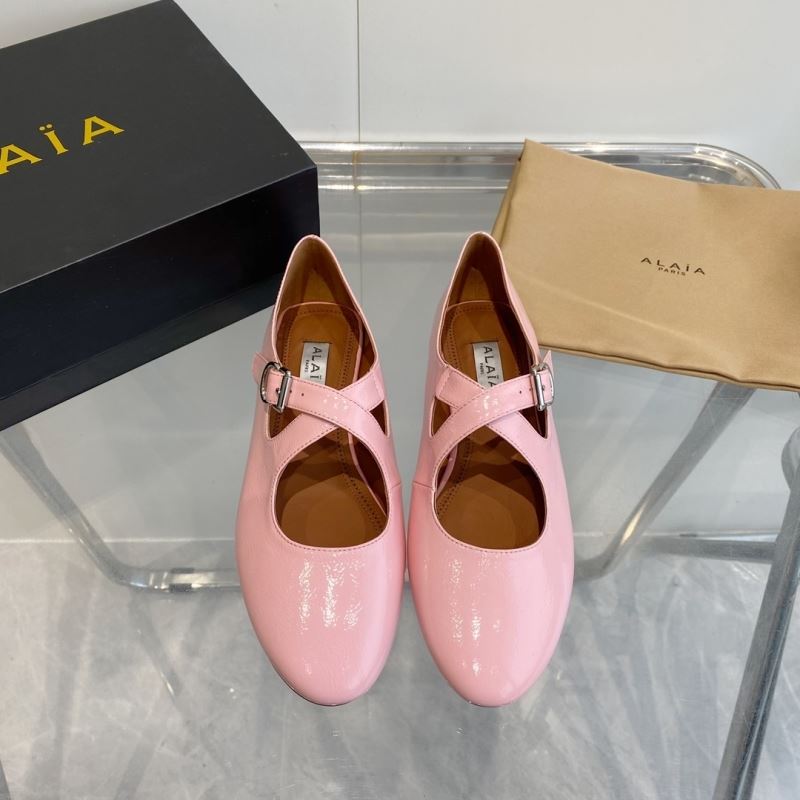 Other flat shoes